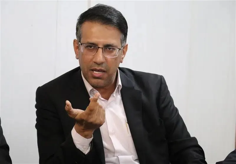 پایان دوران حسین زاده در صندوق بازنشستگی نفت؛ سکوتی که فریاد می‌زند!